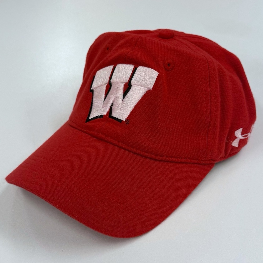 Under ArmorWisconsin Badgers NCAA Strap Back Dad Hat Red